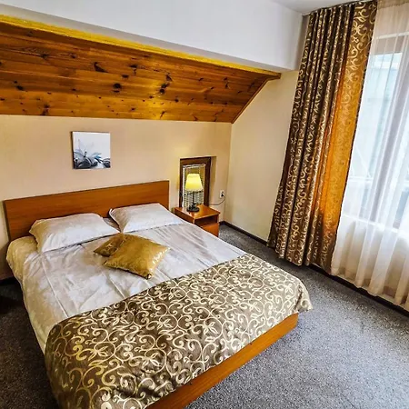 Hotell Friends Family - Free Parking 3*
